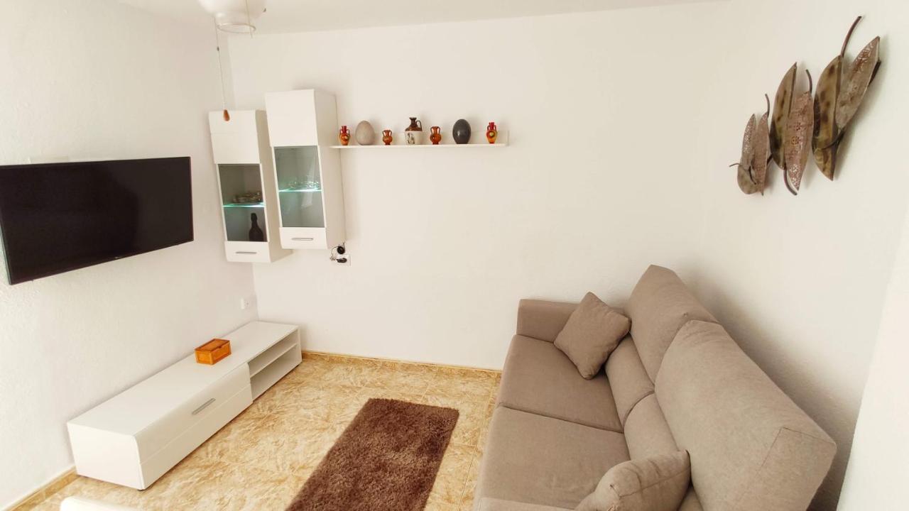 Ferienwohnung Beautiful Flat With Sea View And Sound Of The Surf Santa Pola Exterior foto