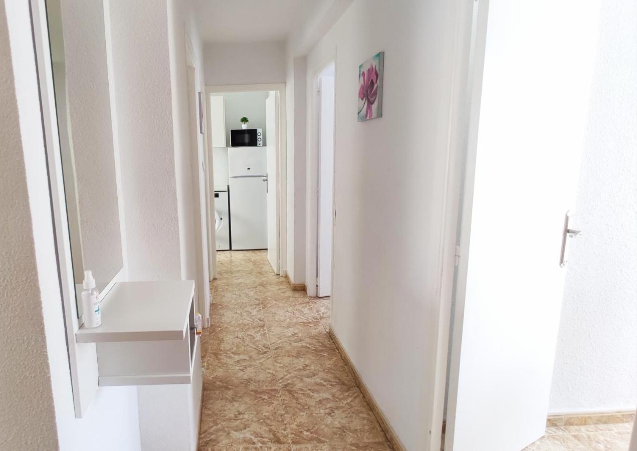 Ferienwohnung Beautiful Flat With Sea View And Sound Of The Surf Santa Pola Exterior foto